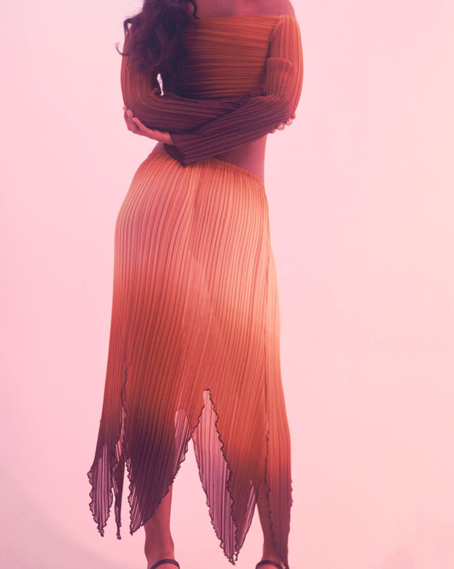 Pixie Pleated Ombré Low Rise Midi Skirt